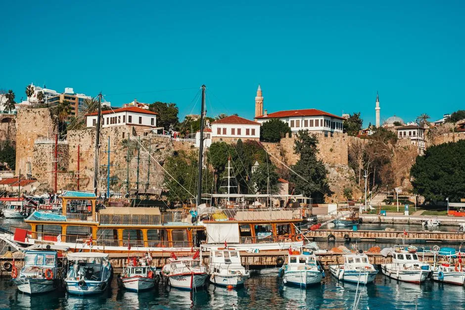 Antalya Gezisi İçin Kaç Gün Yeterli?