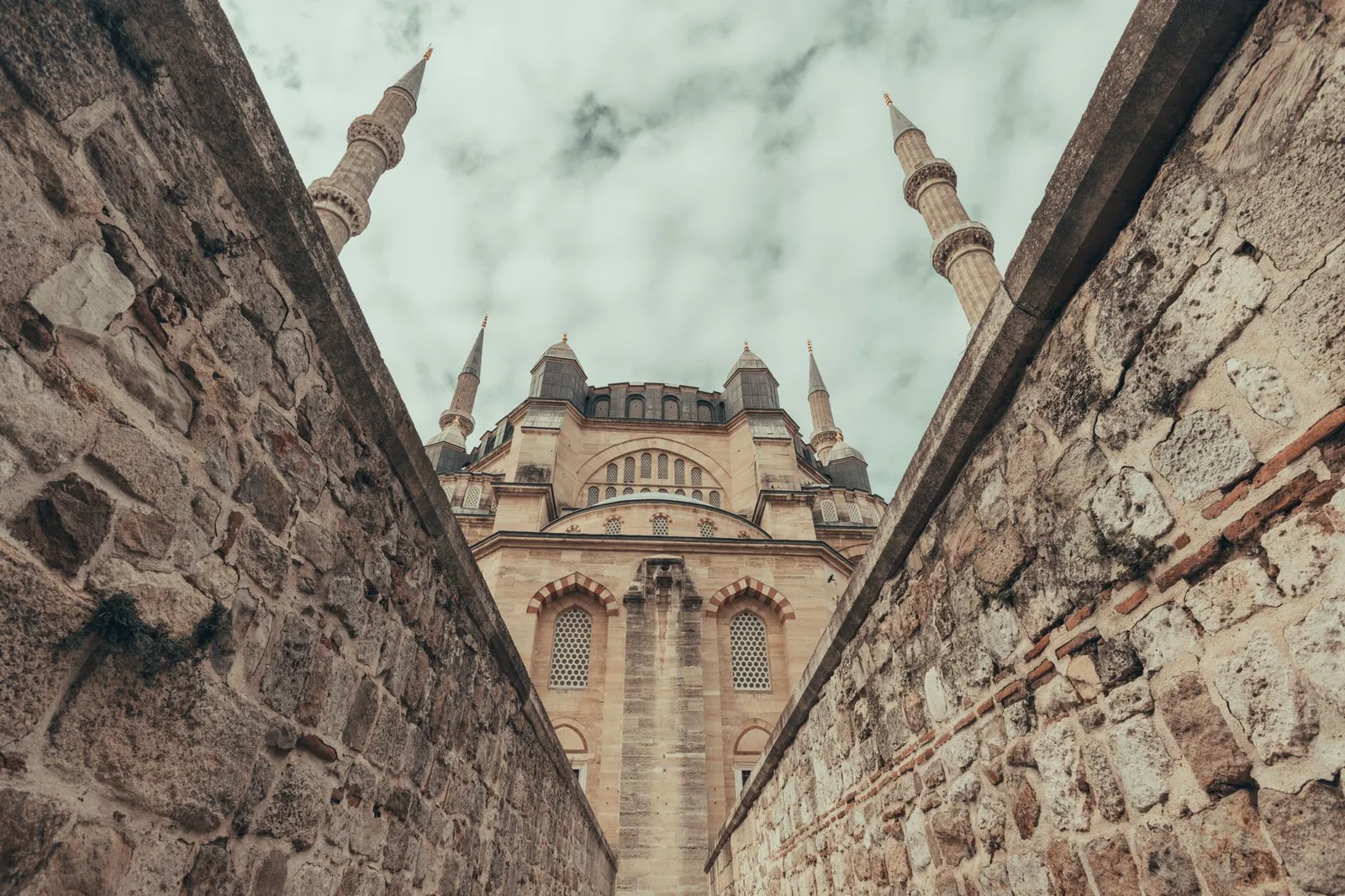 Edirne Gezilecek Yerler: Detaylı Gezi Rehberi ve Pratik İpuçları